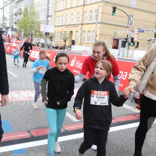 25.04.2026 - Das Zehntel Strokosch-Dieckow http://msf.ph/oto/9633381 25.04.2026 11:10:09 Ziel 5050, 6178, 6836, 7212, 7877 meine-sportfotos.de