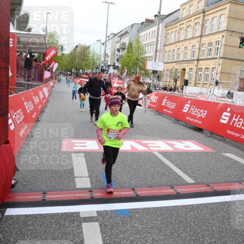 25.04.2026 - Das Zehntel Strokosch-Dieckow http://msf.ph/oto/9633426 25.04.2026 11:10:05 Ziel 5050, 5684, 6642, 7998 meine-sportfotos.de