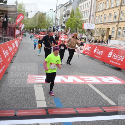 25.04.2026 - Das Zehntel Strokosch-Dieckow http://msf.ph/oto/9633428 25.04.2026 11:10:05 Ziel 5050, 5684, 6642, 7998 meine-sportfotos.de