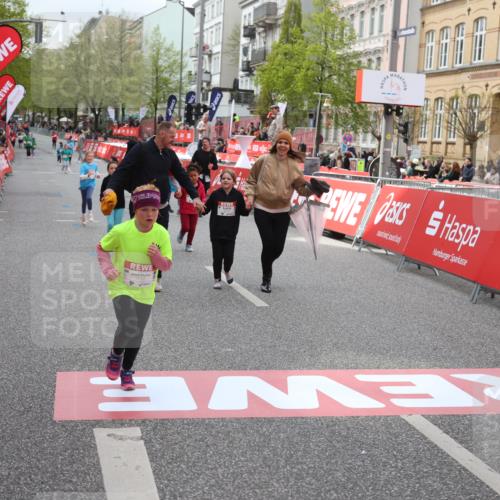 25.04.2026 - Das Zehntel Strokosch-Dieckow http://msf.ph/oto/9633432 25.04.2026 11:10:04 Ziel 5684, 6642, 7998 meine-sportfotos.de