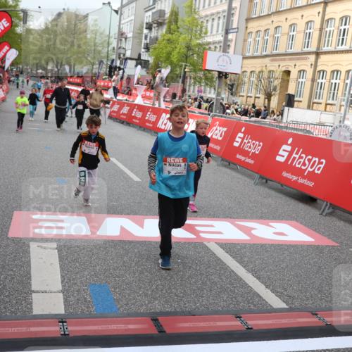 25.04.2026 - Das Zehntel Strokosch-Dieckow http://msf.ph/oto/9633458 25.04.2026 11:10:01 Ziel 5684, 5957, 6642, 7998 meine-sportfotos.de