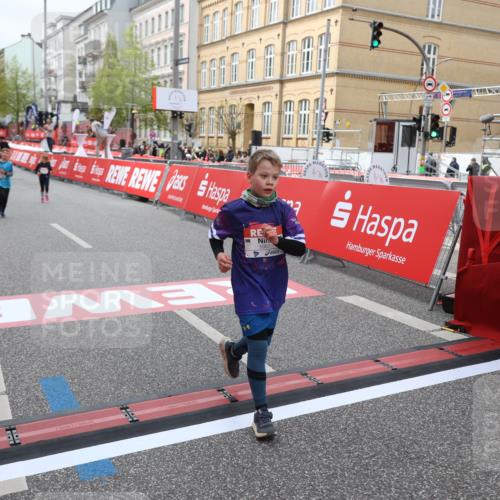 25.04.2026 - Das Zehntel Strokosch-Dieckow http://msf.ph/oto/9633481 25.04.2026 11:09:57 Ziel 5957 meine-sportfotos.de