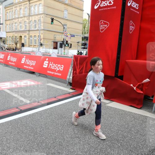 25.04.2026 - Das Zehntel Strokosch-Dieckow http://msf.ph/oto/9633488 25.04.2026 11:09:50 Ziel 6182, 6561, 6657 meine-sportfotos.de