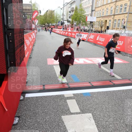 25.04.2026 - Das Zehntel Strokosch-Dieckow http://msf.ph/oto/9633522 25.04.2026 11:09:46 Ziel 5560, 5562, 6024, 6182, 6561, 6657 meine-sportfotos.de