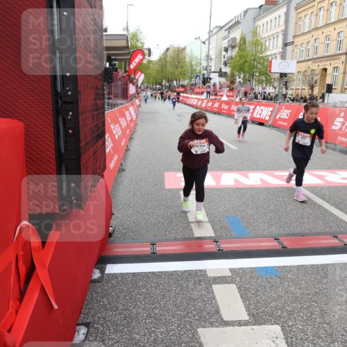 25.04.2026 - Das Zehntel Strokosch-Dieckow http://msf.ph/oto/9633528 25.04.2026 11:09:46 Ziel 5560, 5562, 6024, 6182, 6561, 6657 meine-sportfotos.de
