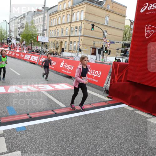 25.04.2026 - Das Zehntel Strokosch-Dieckow http://msf.ph/oto/9633562 25.04.2026 11:09:40 Ziel 5189, 5560, 5562, 6024 meine-sportfotos.de
