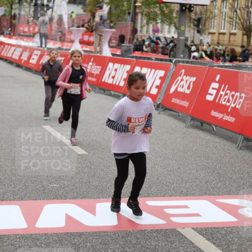 25.04.2026 - Das Zehntel Strokosch-Dieckow http://msf.ph/oto/9633577 25.04.2026 11:09:38 Ziel 5189, 5562, 5942, 6834 meine-sportfotos.de