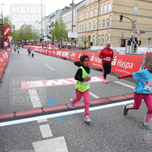 25.04.2026 - Das Zehntel Strokosch-Dieckow http://msf.ph/oto/9633580 25.04.2026 11:09:32 Ziel 5023, 5221, 5232, 5942, 6834, 7685, 7778 meine-sportfotos.de