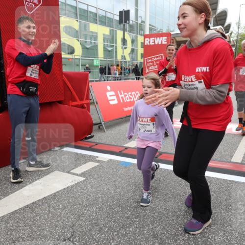 25.04.2026 - Das Zehntel Strokosch-Dieckow http://msf.ph/oto/9633588 25.04.2026 11:15:44 Ziel 6606 meine-sportfotos.de