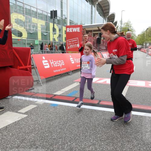 25.04.2026 - Das Zehntel Strokosch-Dieckow http://msf.ph/oto/9633594 25.04.2026 11:15:44 Ziel 6606 meine-sportfotos.de