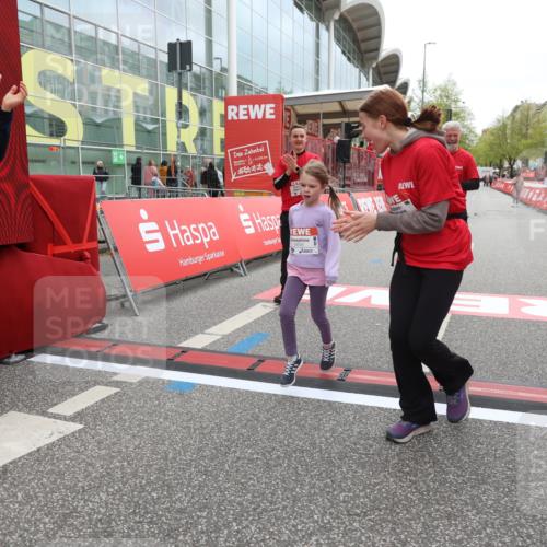 25.04.2026 - Das Zehntel Strokosch-Dieckow http://msf.ph/oto/9633595 25.04.2026 11:15:43 Ziel 6606 meine-sportfotos.de