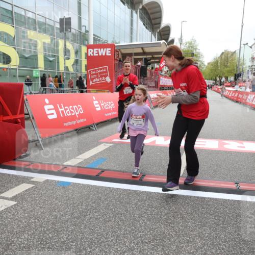 25.04.2026 - Das Zehntel Strokosch-Dieckow http://msf.ph/oto/9633597 25.04.2026 11:15:43 Ziel 6606 meine-sportfotos.de