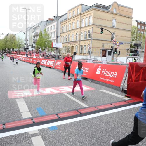 25.04.2026 - Das Zehntel Strokosch-Dieckow http://msf.ph/oto/9633598 25.04.2026 11:09:31 Ziel 5023, 5221, 5232, 5942, 6834, 7685, 7778 meine-sportfotos.de