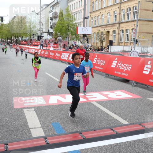 25.04.2026 - Das Zehntel Strokosch-Dieckow http://msf.ph/oto/9633601 25.04.2026 11:09:30 Ziel 5023, 5221, 5232, 5942, 6834, 7654, 7685, 7778 meine-sportfotos.de