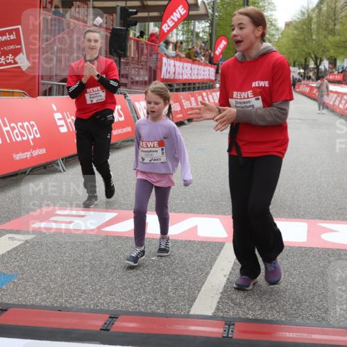 25.04.2026 - Das Zehntel Strokosch-Dieckow http://msf.ph/oto/9633606 25.04.2026 11:15:43 Ziel 6606 meine-sportfotos.de