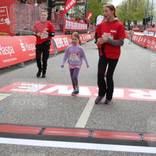 25.04.2026 - Das Zehntel Strokosch-Dieckow http://msf.ph/oto/9633611 25.04.2026 11:15:43 Ziel 6606 meine-sportfotos.de