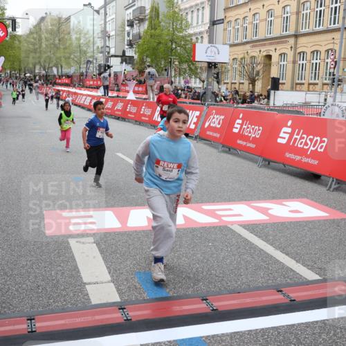 25.04.2026 - Das Zehntel Strokosch-Dieckow http://msf.ph/oto/9633616 25.04.2026 11:09:29 Ziel 5023, 5221, 5232, 7654, 7685, 7778 meine-sportfotos.de
