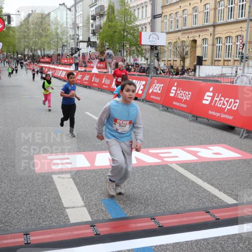 25.04.2026 - Das Zehntel Strokosch-Dieckow http://msf.ph/oto/9633618 25.04.2026 11:09:29 Ziel 5023, 5221, 5232, 7654, 7685, 7778 meine-sportfotos.de