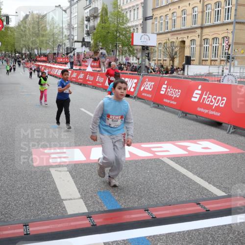 25.04.2026 - Das Zehntel Strokosch-Dieckow http://msf.ph/oto/9633620 25.04.2026 11:09:29 Ziel 5023, 5221, 5232, 7654, 7685, 7778 meine-sportfotos.de