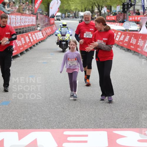 25.04.2026 - Das Zehntel Strokosch-Dieckow http://msf.ph/oto/9633623 25.04.2026 11:15:41 Ziel 6606 meine-sportfotos.de