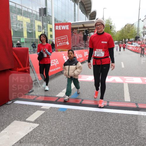 25.04.2026 - Das Zehntel Strokosch-Dieckow http://msf.ph/oto/9633644 25.04.2026 11:15:31 Ziel 5142 meine-sportfotos.de