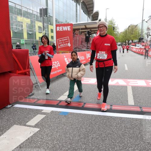 25.04.2026 - Das Zehntel Strokosch-Dieckow http://msf.ph/oto/9633645 25.04.2026 11:15:31 Ziel 5142 meine-sportfotos.de