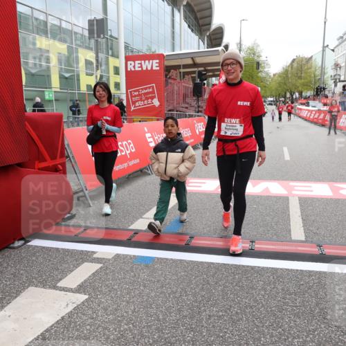 25.04.2026 - Das Zehntel Strokosch-Dieckow http://msf.ph/oto/9633648 25.04.2026 11:15:31 Ziel 5142 meine-sportfotos.de