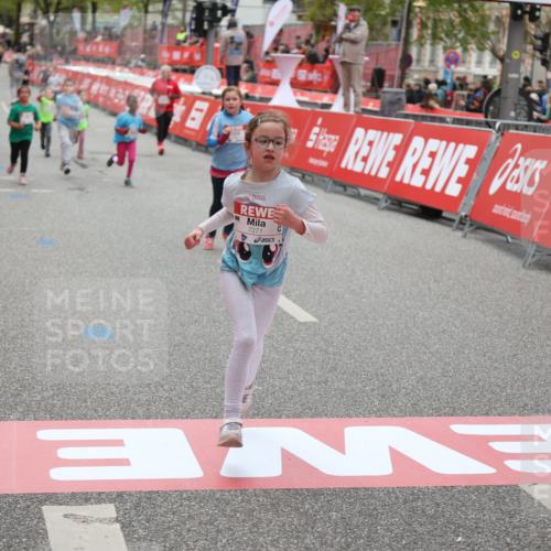 25.04.2026 - Das Zehntel Strokosch-Dieckow http://msf.ph/oto/9633657 25.04.2026 11:09:22 Ziel 5652, 6562, 6563, 7271, 7654 meine-sportfotos.de