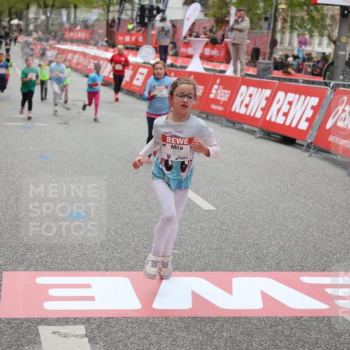 25.04.2026 - Das Zehntel Strokosch-Dieckow http://msf.ph/oto/9633659 25.04.2026 11:09:21 Ziel 5652, 6562, 6563, 7271 meine-sportfotos.de