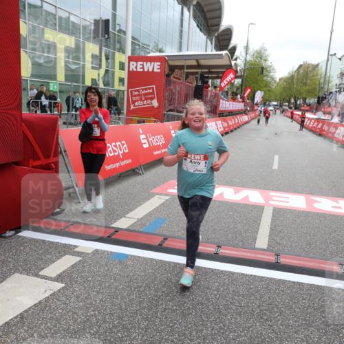 25.04.2026 - Das Zehntel Strokosch-Dieckow http://msf.ph/oto/9633669 25.04.2026 11:15:07 Ziel 7626 meine-sportfotos.de