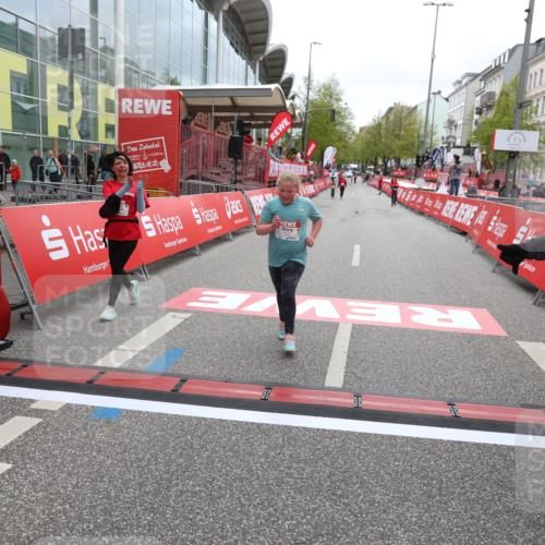 25.04.2026 - Das Zehntel Strokosch-Dieckow http://msf.ph/oto/9633680 25.04.2026 11:15:07 Ziel 7626 meine-sportfotos.de