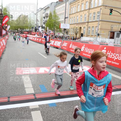 25.04.2026 - Das Zehntel Strokosch-Dieckow http://msf.ph/oto/9633683 25.04.2026 11:09:18 Ziel 5087, 5604, 5652, 6562, 6563, 7568 meine-sportfotos.de