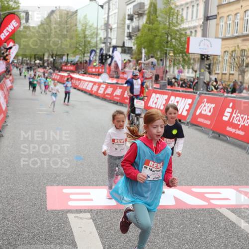 25.04.2026 - Das Zehntel Strokosch-Dieckow http://msf.ph/oto/9633696 25.04.2026 11:09:17 Ziel 5087, 5604, 5652, 6562, 6563, 7568, 7570 meine-sportfotos.de
