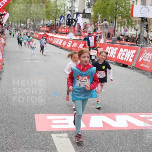 25.04.2026 - Das Zehntel Strokosch-Dieckow http://msf.ph/oto/9633702 25.04.2026 11:09:17 Ziel 5087, 5604, 5652, 6562, 6563, 7568, 7570 meine-sportfotos.de