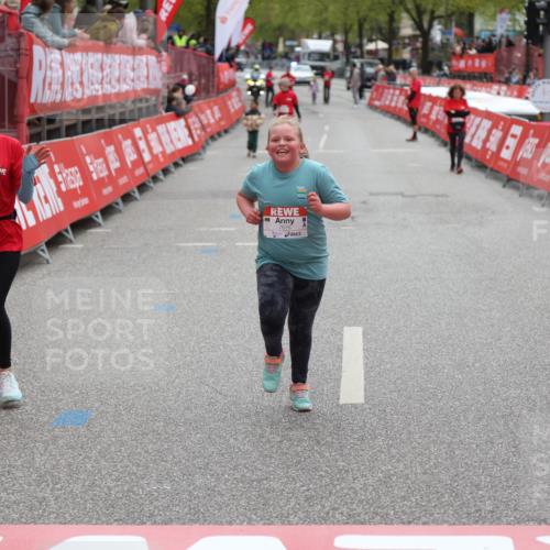 25.04.2026 - Das Zehntel Strokosch-Dieckow http://msf.ph/oto/9633705 25.04.2026 11:15:05 Ziel 7626 meine-sportfotos.de