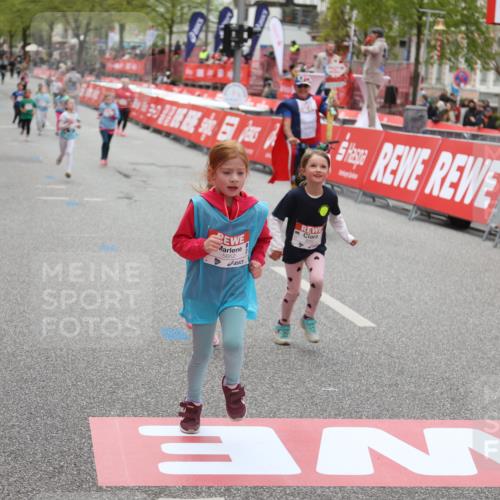 25.04.2026 - Das Zehntel Strokosch-Dieckow http://msf.ph/oto/9633706 25.04.2026 11:09:16 Ziel 5087, 5604, 5652, 6562, 6563, 7568, 7570 meine-sportfotos.de