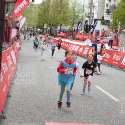 25.04.2026 - Das Zehntel Strokosch-Dieckow http://msf.ph/oto/9633712 25.04.2026 11:09:16 Ziel 5087, 5604, 5652, 6562, 6563, 7568, 7570 meine-sportfotos.de