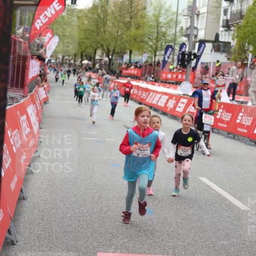 25.04.2026 - Das Zehntel Strokosch-Dieckow http://msf.ph/oto/9633714 25.04.2026 11:09:15 Ziel 5087, 5130, 5604, 5652, 7568, 7570 meine-sportfotos.de