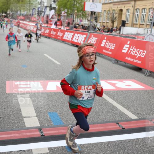 25.04.2026 - Das Zehntel Strokosch-Dieckow http://msf.ph/oto/9633725 25.04.2026 11:09:14 Ziel 5014, 5087, 5130, 5604, 7568, 7570 meine-sportfotos.de