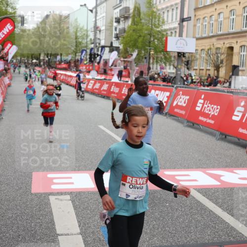 25.04.2026 - Das Zehntel Strokosch-Dieckow http://msf.ph/oto/9633736 25.04.2026 11:09:12 Ziel 5014, 5087, 5130, 5604, 7568, 7570 meine-sportfotos.de