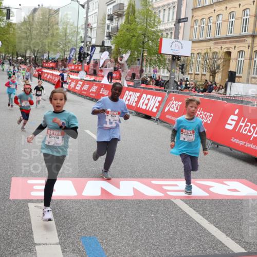 25.04.2026 - Das Zehntel Strokosch-Dieckow http://msf.ph/oto/9633746 25.04.2026 11:09:12 Ziel 5014, 5087, 5130, 5604, 7568, 7570 meine-sportfotos.de