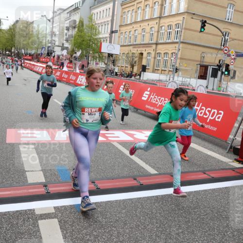25.04.2026 - Das Zehntel Strokosch-Dieckow http://msf.ph/oto/9633780 25.04.2026 11:09:03 Ziel 5054, 5932, 5936, 6048, 6462, 6800, 7419, 7425, 7448, 7451 meine-sportfotos.de
