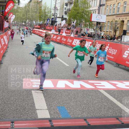 25.04.2026 - Das Zehntel Strokosch-Dieckow http://msf.ph/oto/9633790 25.04.2026 11:09:02 Ziel 5054, 5477, 5932, 5936, 6048, 6462, 6800, 7419, 7425, 7448, 7451 meine-sportfotos.de