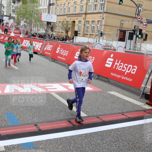 25.04.2026 - Das Zehntel Strokosch-Dieckow http://msf.ph/oto/9633797 25.04.2026 11:09:01 Ziel 5054, 5477, 6048, 6462, 6800, 7419, 7425, 7451 meine-sportfotos.de