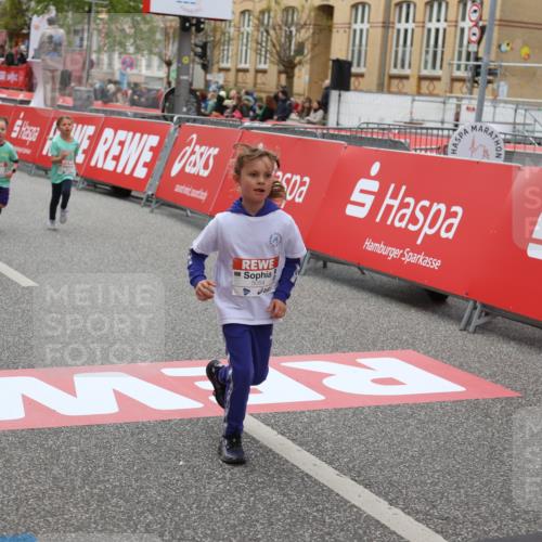 25.04.2026 - Das Zehntel Strokosch-Dieckow http://msf.ph/oto/9633799 25.04.2026 11:09:00 Ziel 5054, 5477, 6048, 6462, 6800, 7419, 7451 meine-sportfotos.de