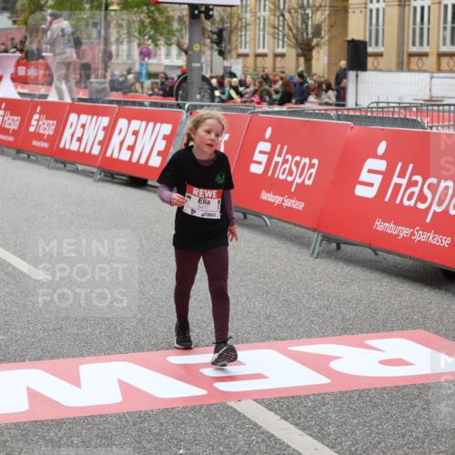 25.04.2026 - Das Zehntel Strokosch-Dieckow http://msf.ph/oto/9633821 25.04.2026 11:08:55 Ziel 5477, 6049, 6803, 7503, 7558 meine-sportfotos.de