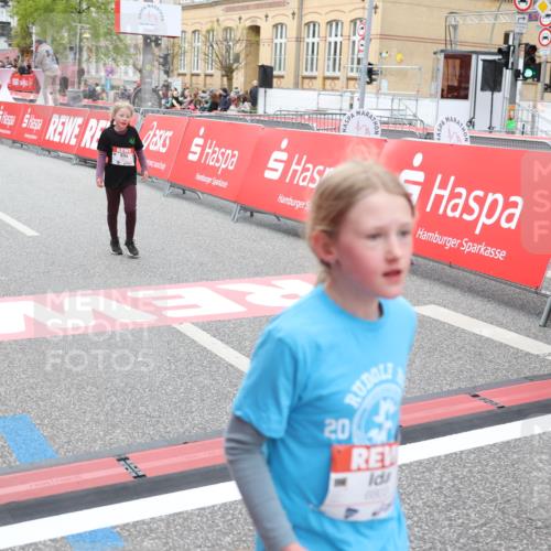 25.04.2026 - Das Zehntel Strokosch-Dieckow http://msf.ph/oto/9633823 25.04.2026 11:08:54 Ziel 5477, 6049, 6803, 7503, 7558 meine-sportfotos.de