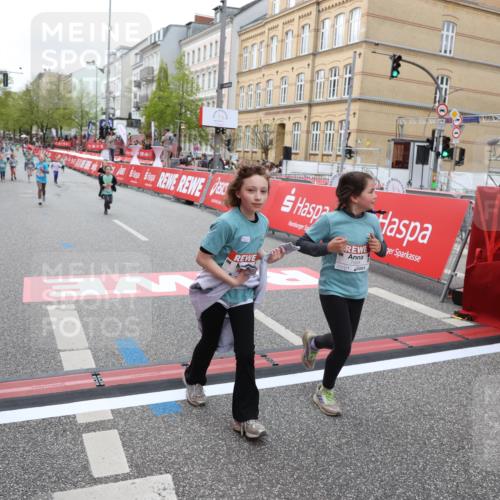 25.04.2026 - Das Zehntel Strokosch-Dieckow http://msf.ph/oto/9633828 25.04.2026 11:08:50 Ziel 5964, 6049, 7463, 7477, 7480, 7503, 7558, 8055 meine-sportfotos.de