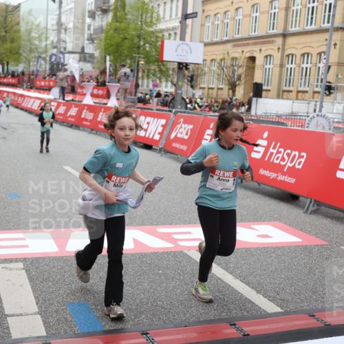 25.04.2026 - Das Zehntel Strokosch-Dieckow http://msf.ph/oto/9633829 25.04.2026 11:08:49 Ziel 5964, 6049, 7463, 7477, 7480, 7503, 7558, 8055 meine-sportfotos.de