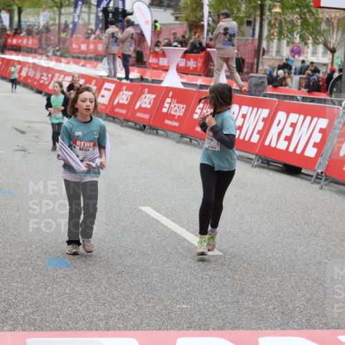 25.04.2026 - Das Zehntel Strokosch-Dieckow http://msf.ph/oto/9633836 25.04.2026 11:08:47 Ziel 5964, 7463, 7477, 7480, 7503, 7558, 8055 meine-sportfotos.de